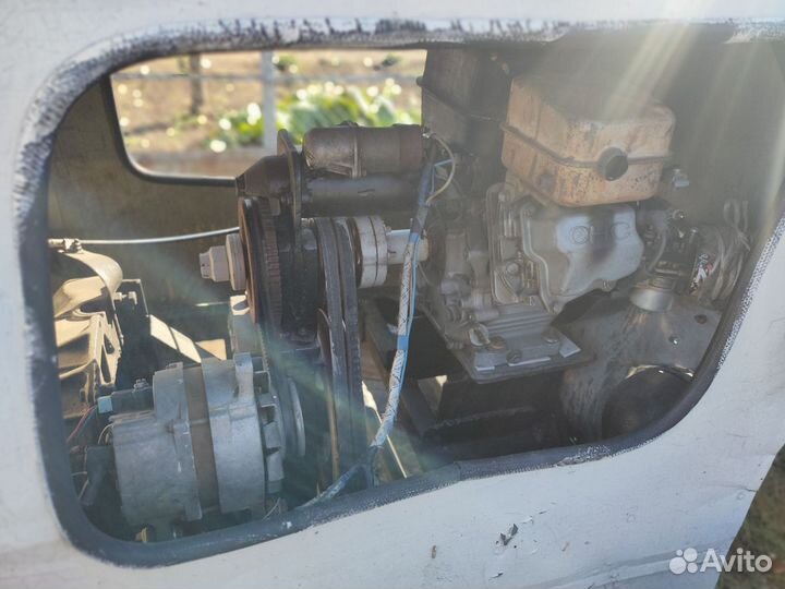 Трактор, 2000