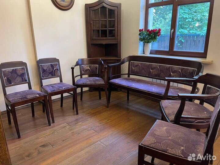 Старинная антикварная мебель