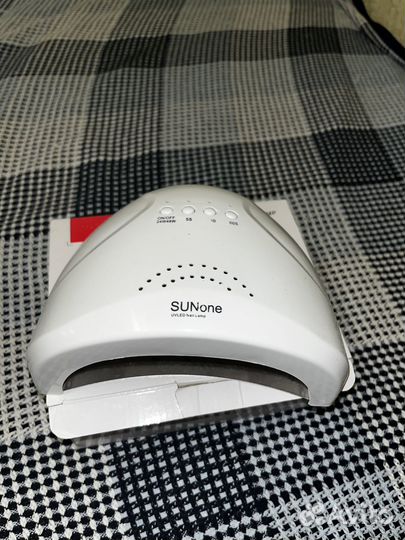 Лампа для ногтей