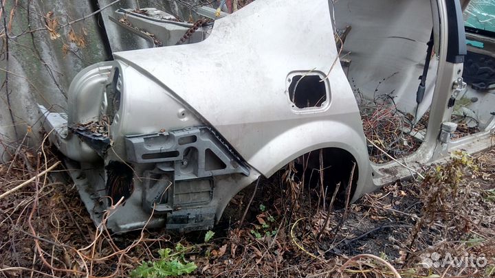 Крыло заднее правое лонжерон порог Рено Меган 2