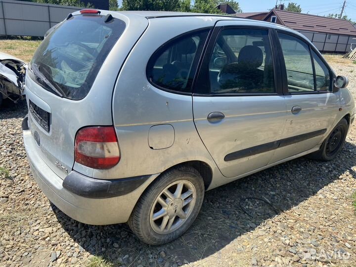 Renault scenic 1в разборе