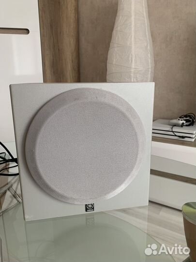 Саундбар и сабвуфер yamaha