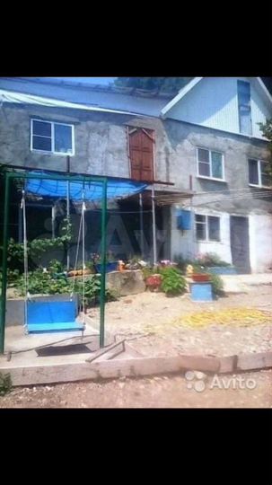 Дом 180 м² на участке 12 сот.