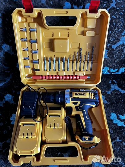 Шуруповерт dewalt