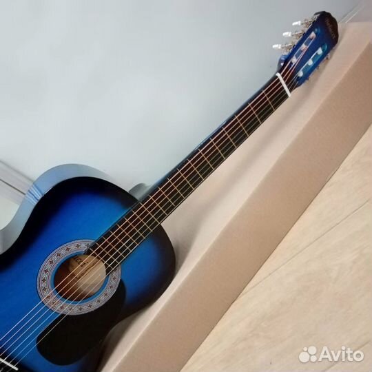 Гитара новая нейлоновые струны