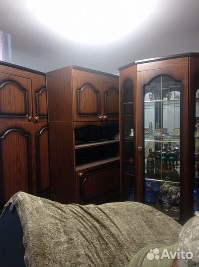 Цена стенки 30 тыс. Межкомнатные двери 7шт 2тыс