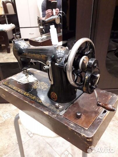 Швейная машина подольская