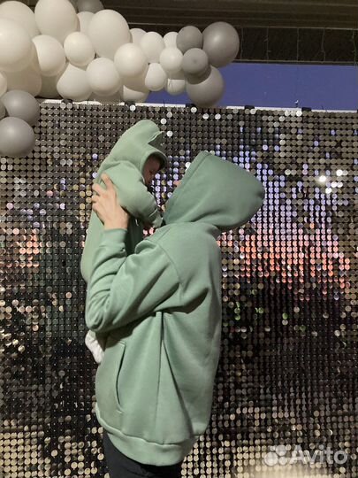 Фотозона с пайетками и шарами