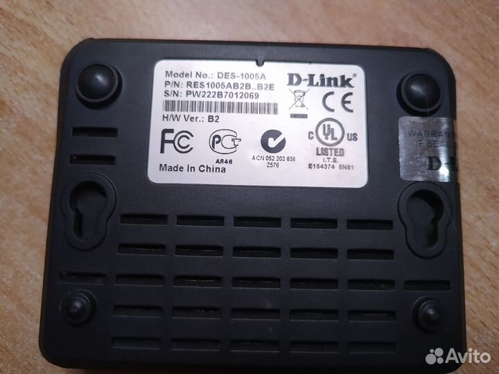 Коммутатор D-link DES-1005A