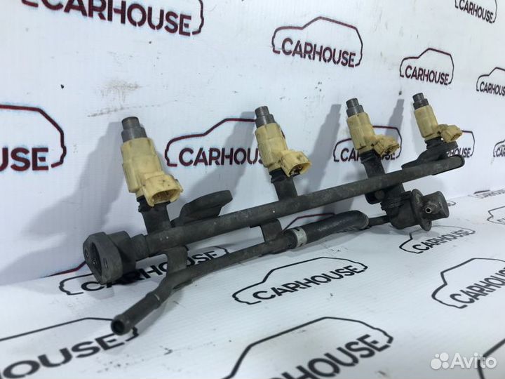 Рампа с форсунками Mitsubishi Galant 1.6 4G64