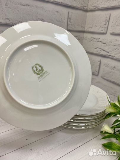 Набор тарелок 