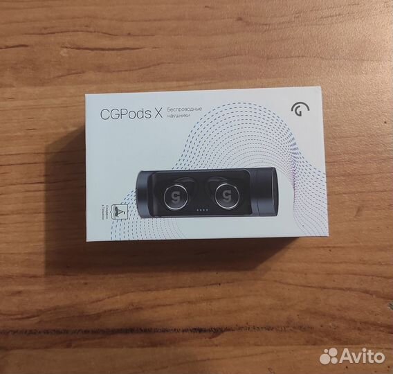 Беспроводные наушники новые