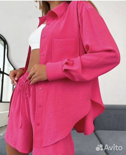 Женский костюм новый