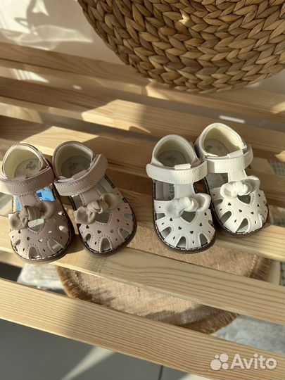 Сандали новые для девочки