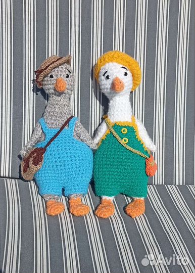 Вязаный гусь