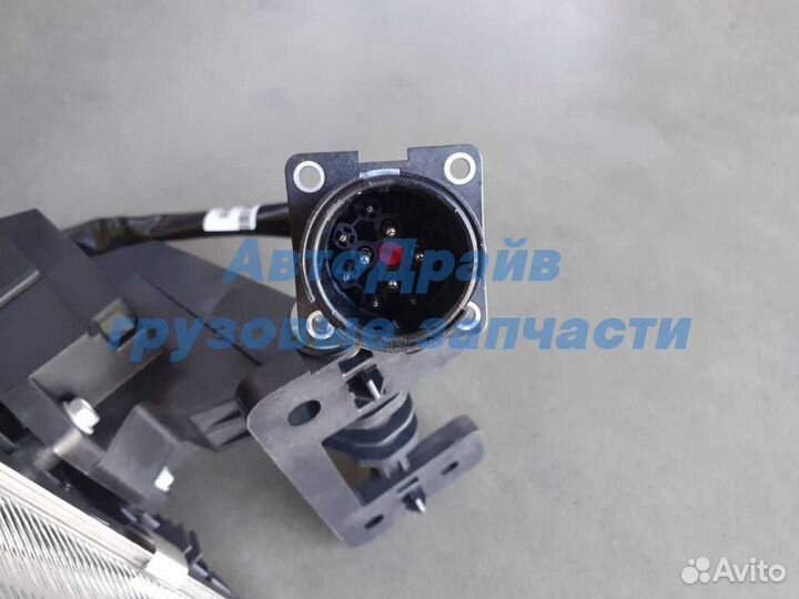 Новая фара левая Вольво Fh12