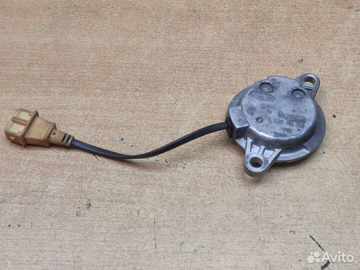 Датчик положения распредвала, Volvo 850