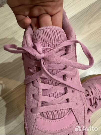 Кроссовки reebok женские 38