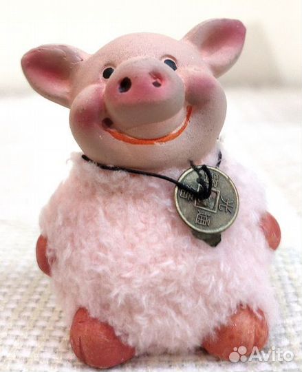 Фигурка пушистый поросёнок