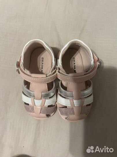 Сандалии для девочки 20 размер