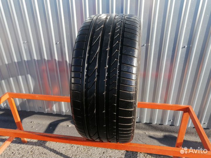 Bridgestone Potenza RE050A 255/35 R19 96Y