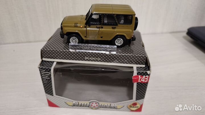 Масштабная модель автомобиля 1:43