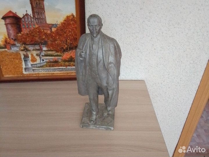 Бронзовая статуэтка СССР Ленина