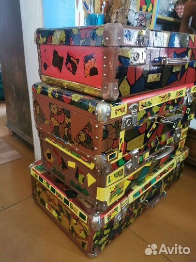 Старые чемоданы