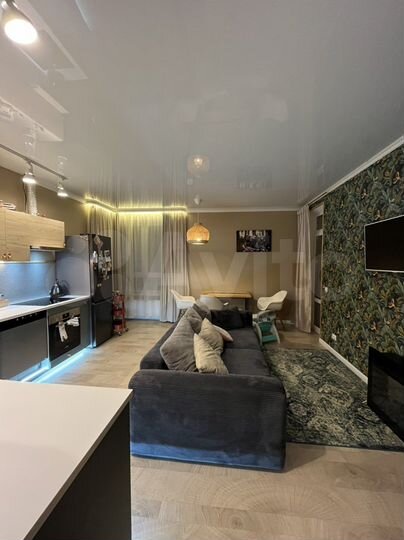 3-к. квартира, 94 м², 1/4 эт.