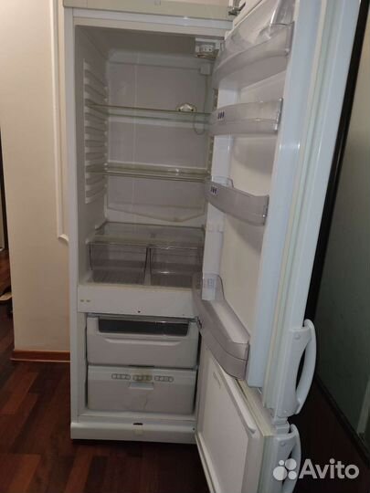 Холодильник whirpool бу