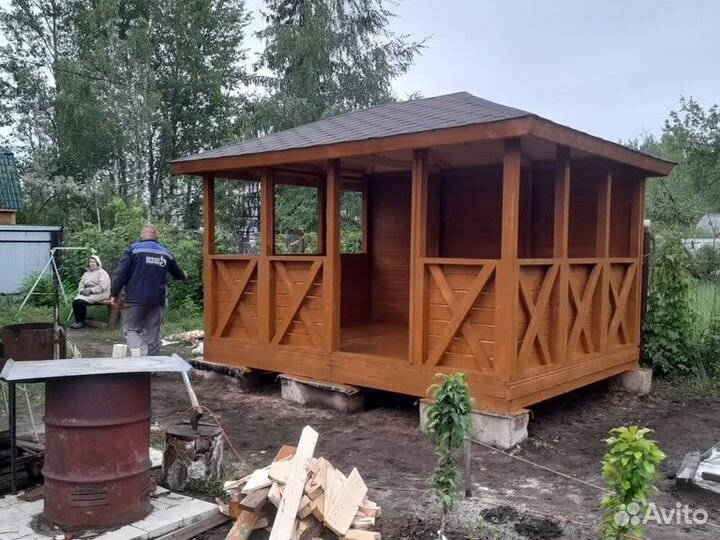 Деревянная беседка