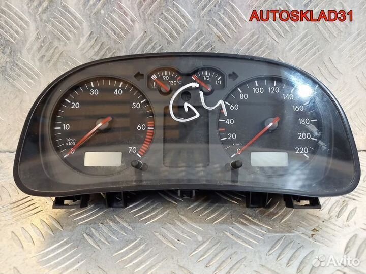 Панель приборов Volkswagen Golf 4 1J0920806 бензин