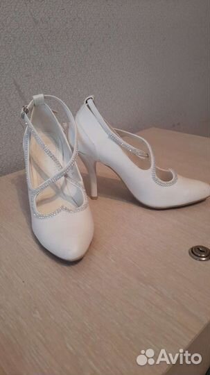 Туфли женские 35 размер
