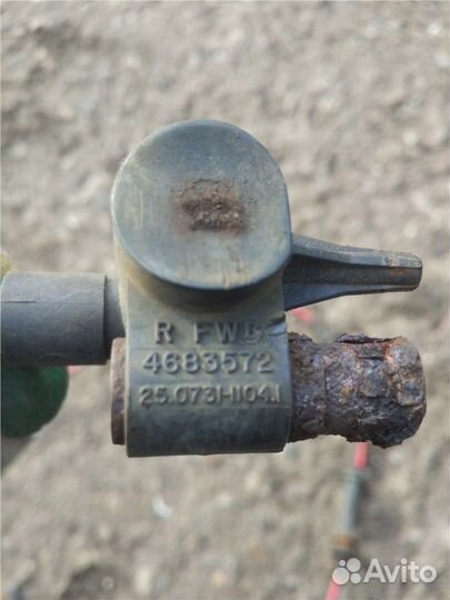 Датчик ABS Chrysler Town-Country, 1999