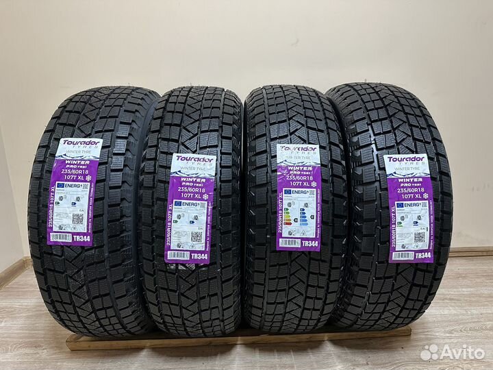 Tourador Winter Pro TSS1 235/60 R18 107T