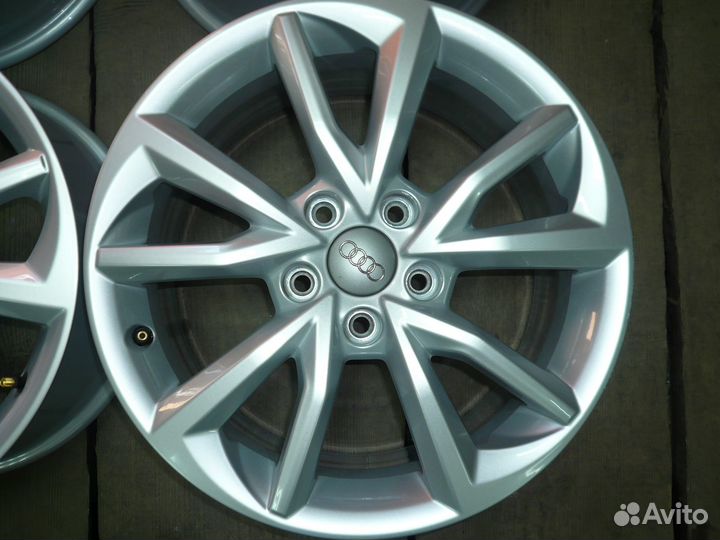 Диски литые оригинал Audi TT R17 5x112