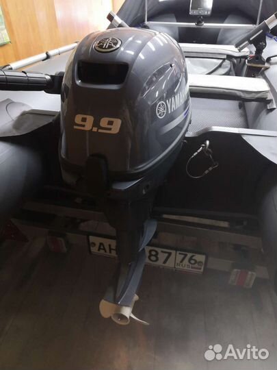 Лодка с мотором