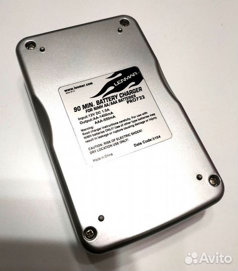 Зарядное устройство Lenmar PRO722