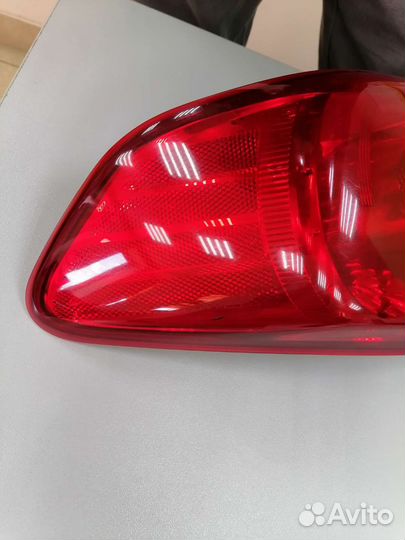 Задний правый фонарь Toyota Corolla 150