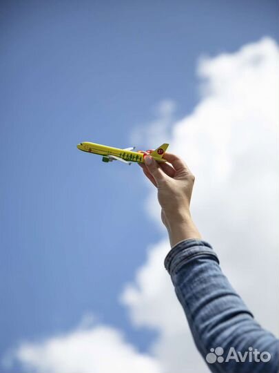 Модель самолета S7