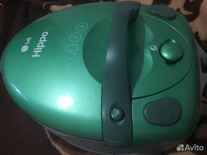 Пылесос LG Hippo V-C9145WA