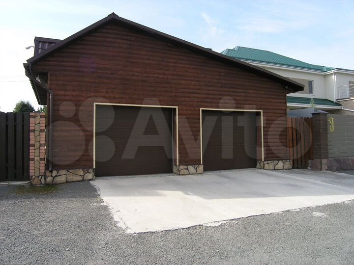 Дом 207 м² на участке 12 сот.