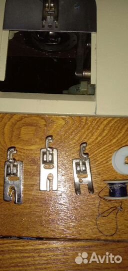 Швейная машинка 143