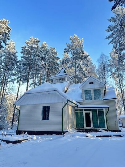 Дом 280 м² на участке 30 сот.