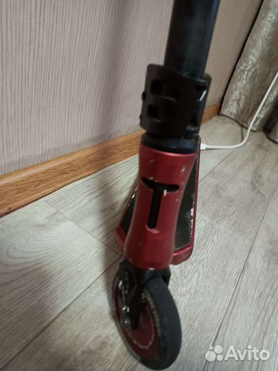 Самокат трюковой