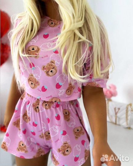 Одежда женская и мужская