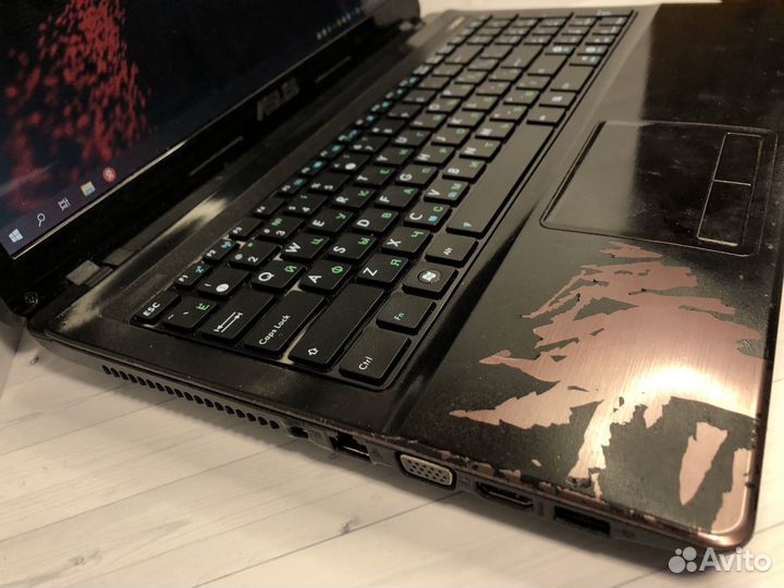 Игровой ноутбук Asus i7-8потоков/gt540m/12gb