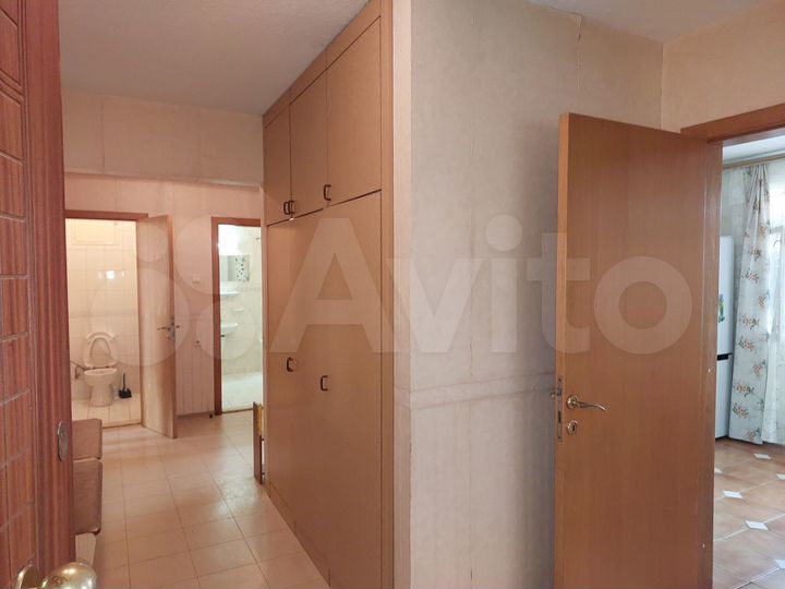 3-к. квартира, 96 м², 4/5 эт.