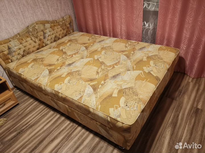 Кровать тахта