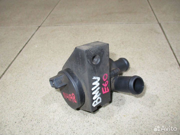 Насос подкачки BMW M5 (E60/E61)